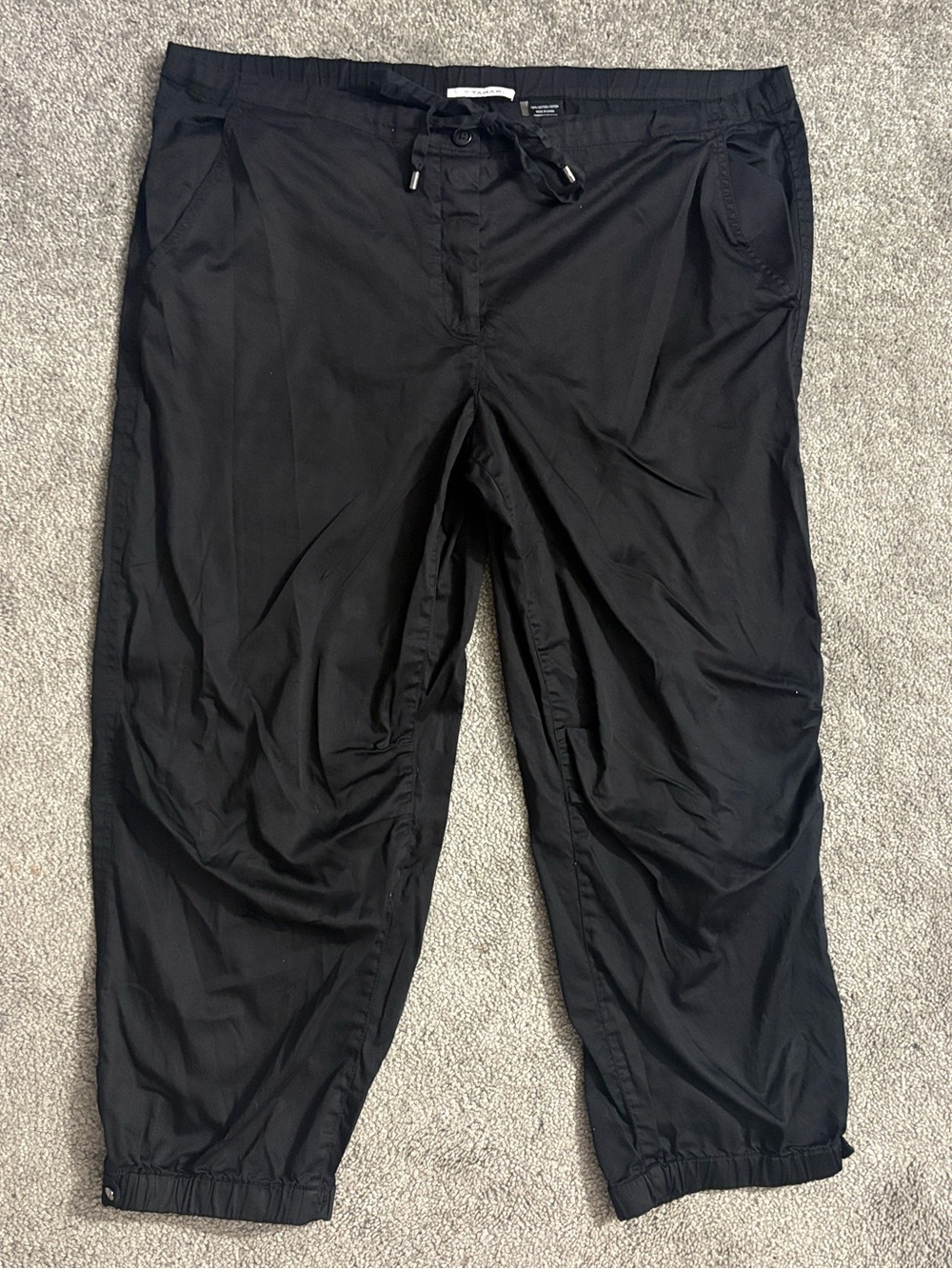 Tahari Black Cotton Drawstring Cropped Pants Size 12